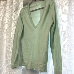 J crew light green light-knit sweater